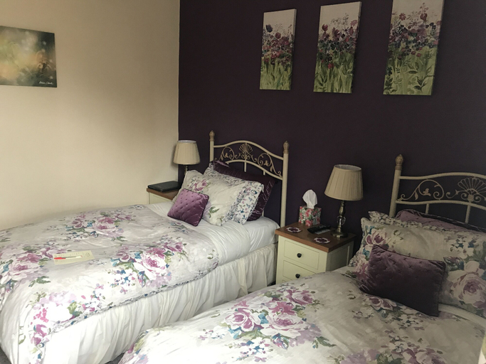 Bedroom 3, Dunclutha Guest House, Fife
