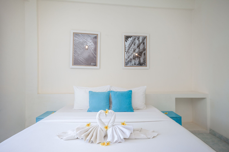 Bedroom 2, Paras Paros Marina Lodge, Denpasar