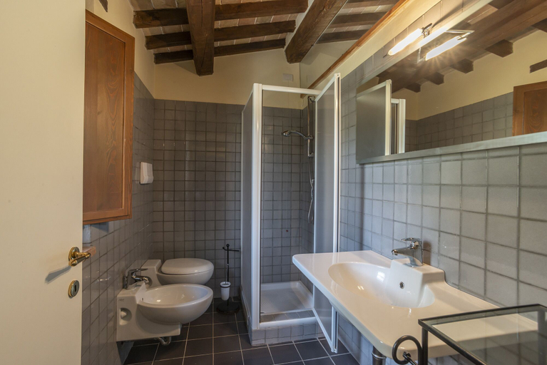 Bathroom 5, Agriturismo Le Case Rosse di Montebuono, Perugia