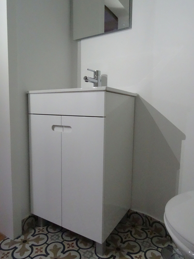 Bathroom 4, Apartments Center Castelo, Lisbon