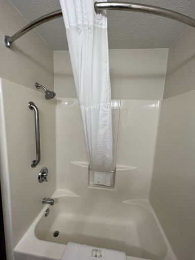 Bathroom 4, Quality Inn Mitchell I-90, Davison