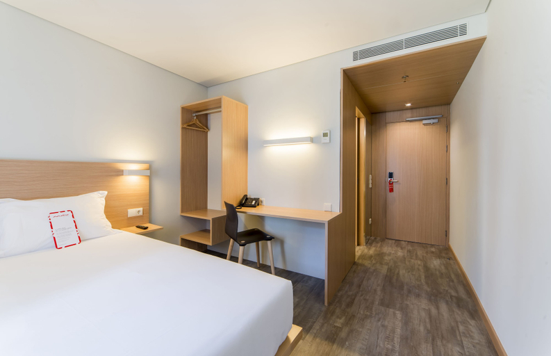 Bedroom 2, Moov Hotel Porto Norte, Matosinhos