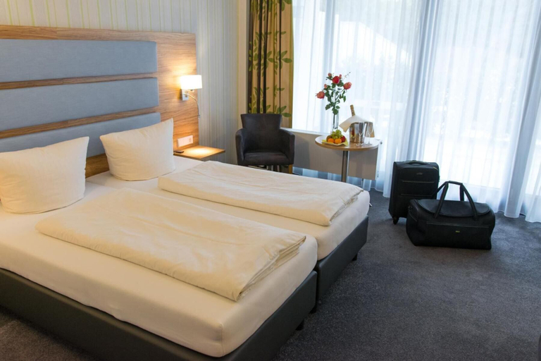 Bedroom 4, Seehotel Forst, Karlsruhe