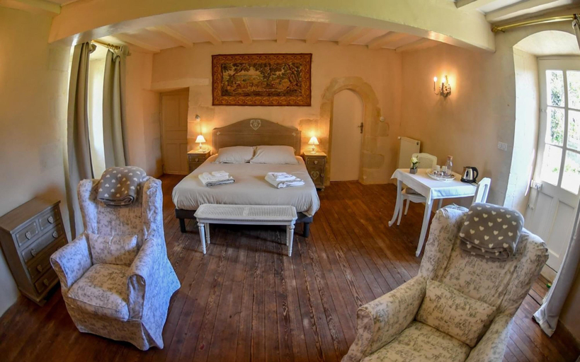 Bedroom 3, Château de la Grand'Cour, Loire-Atlantique