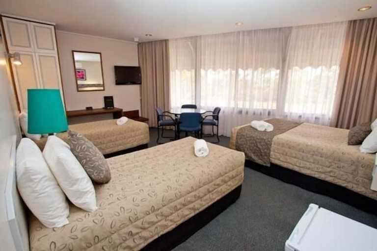 Bedroom 2, Connells Motel & Serviced Apartments, Latrobe - Traralgon