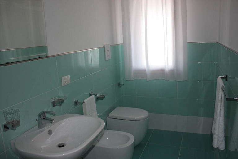 Bathroom 5, Case Vacanze Bellavista, Agrigento