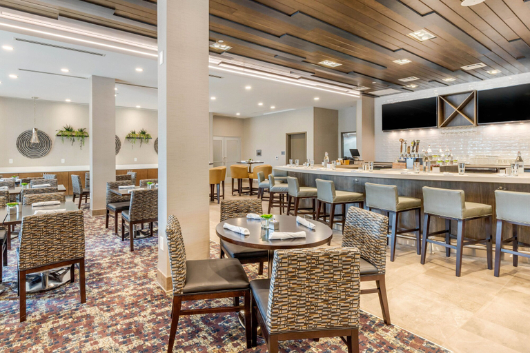 Food & Drinks 5, Cambria Hotel Fort Mill, York