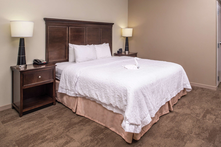 Bedroom 27