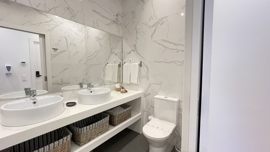 Bathroom 5, MyTrip Porto, Matosinhos