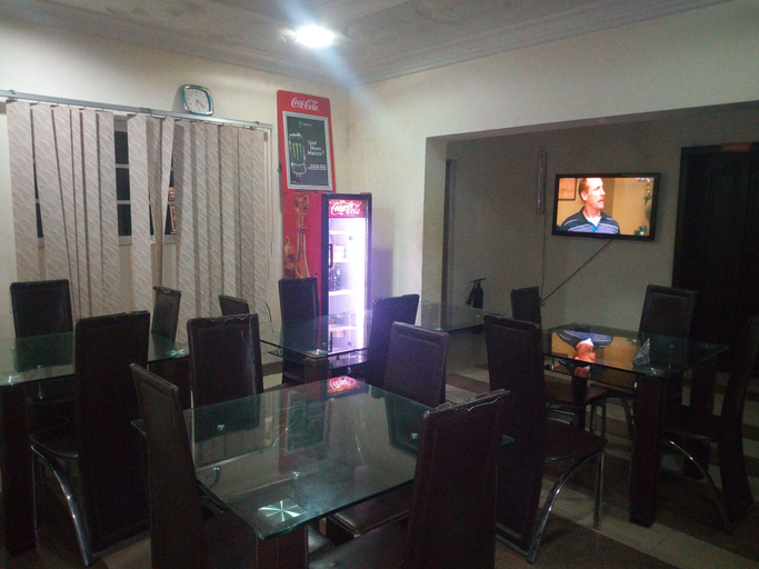 Food & Drinks 4, Bayse One Executive Suites and Bar, IbadanSouth-West