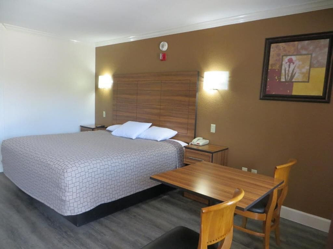 Bedroom 5, Palace Inn Wayside, Houston