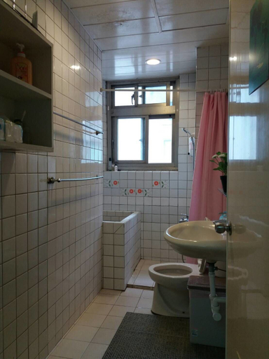 Bathroom 3, Star House 2, Taipei City