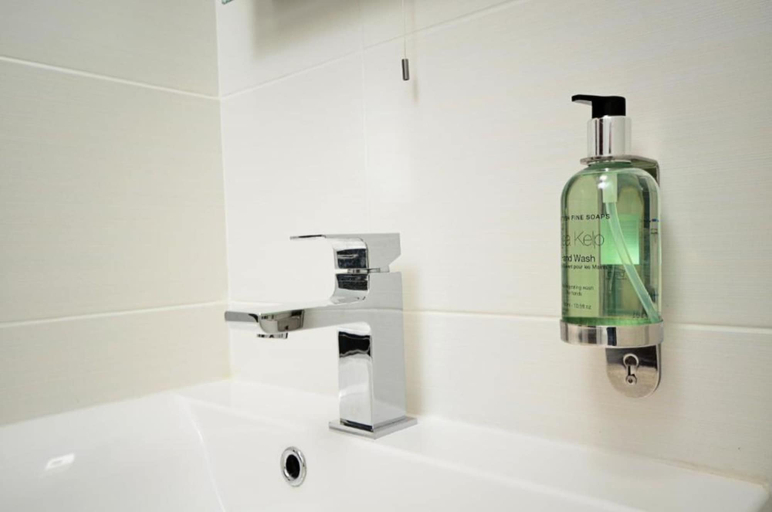 Bathroom 4, Banff Springs Hotel, Aberdeenshire