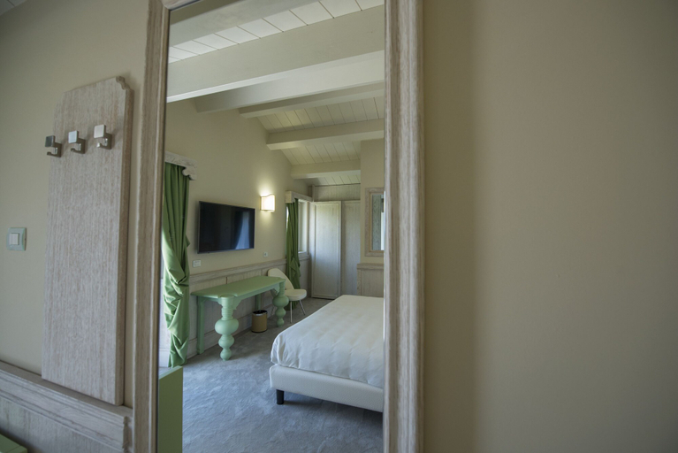 Bedroom 3, Officina del Sole, Fermo