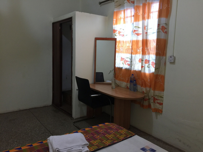Bedroom 5, The Nest East Legon, Tema