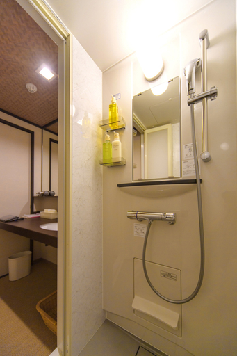 Bathroom 4, Kanazawa Chaya, Kanazawa
