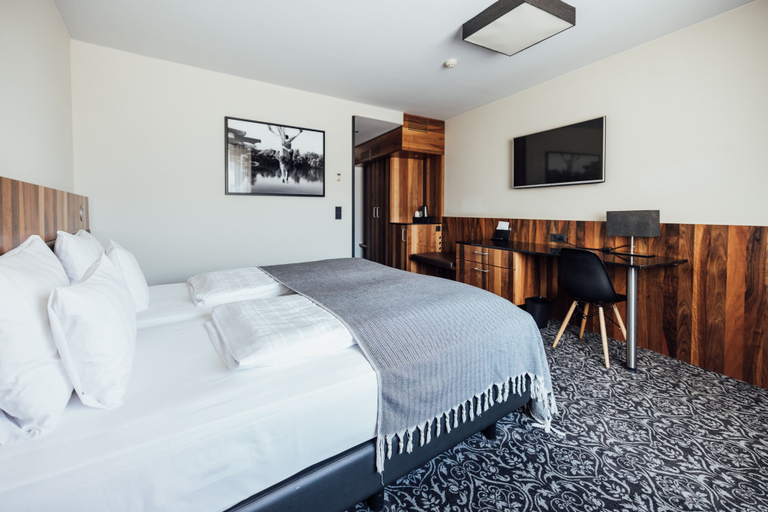 Bedroom 3, Grauer Bär, Innsbruck