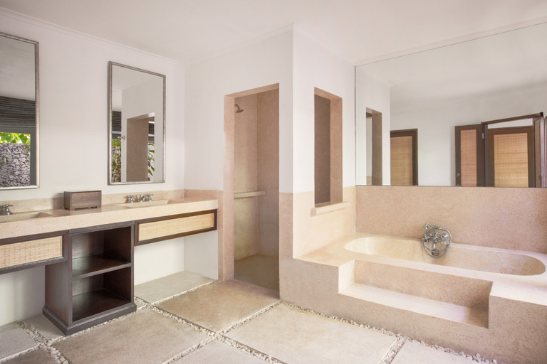 Bathroom 5, The Pavilions Bali, Denpasar