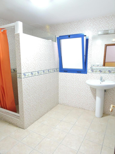 Bathroom 5, Pensión MAGEC, Las Palmas