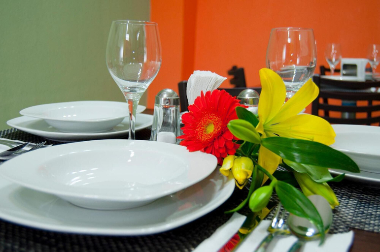 Food & Drinks 4, Auto-Hotel Mediterraneo, Tlalnelhuayocan