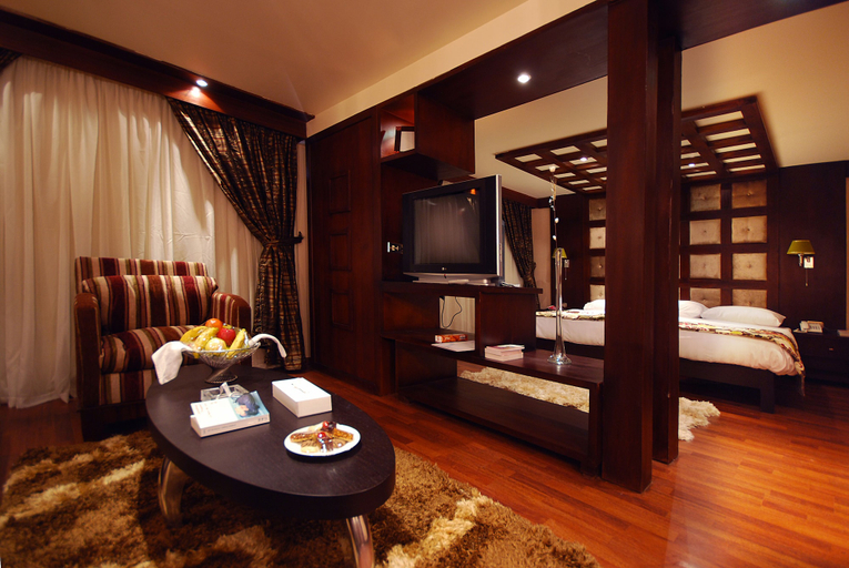 Bedroom 2, SUNRISE Semiramis III Cruise, Luxor