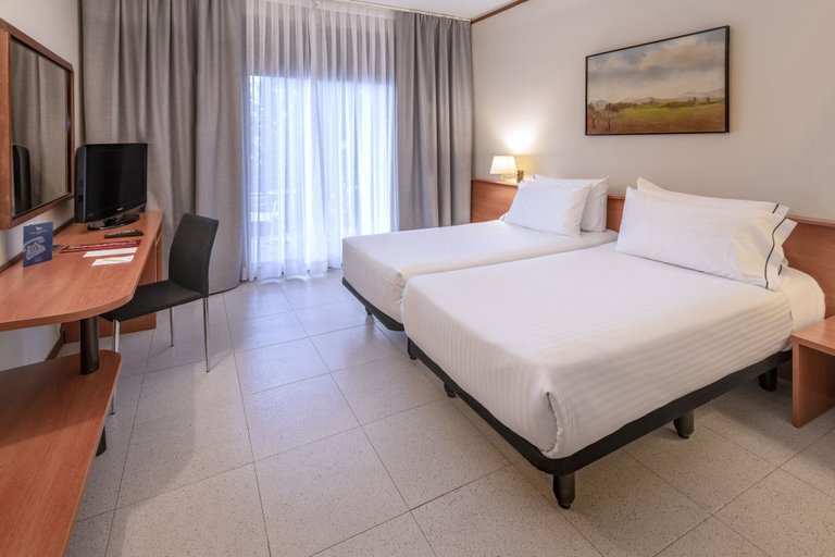 Bedroom 4, Hotel Ciudad de Castelldefels, Barcelona