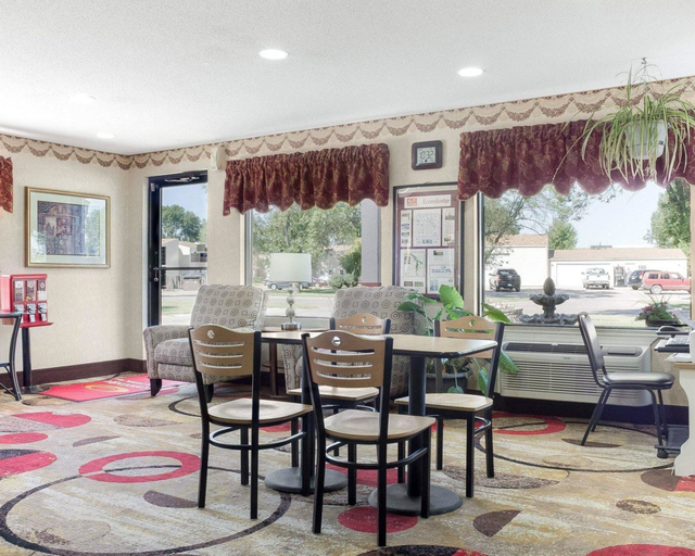 Others 5, Econo Lodge Grand Forks near University, Grand Forks