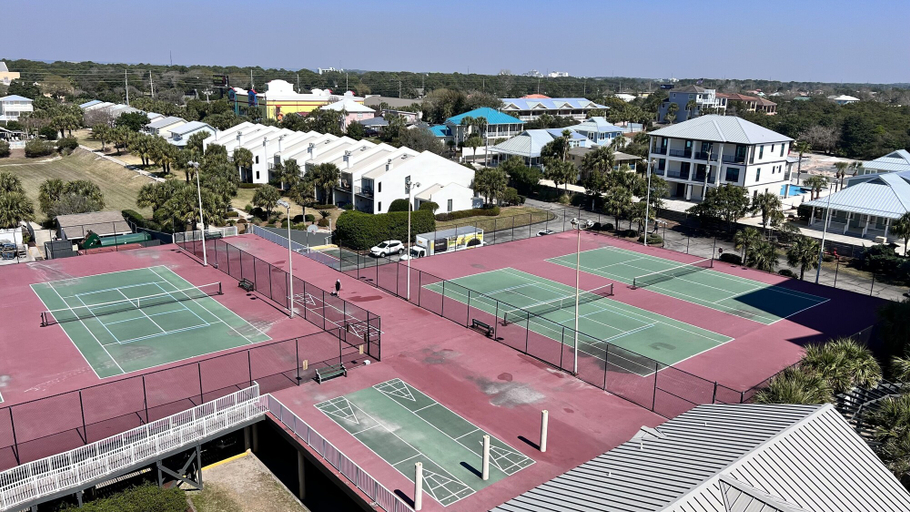 Exterior & Views 2, Mainsail 247, Walton