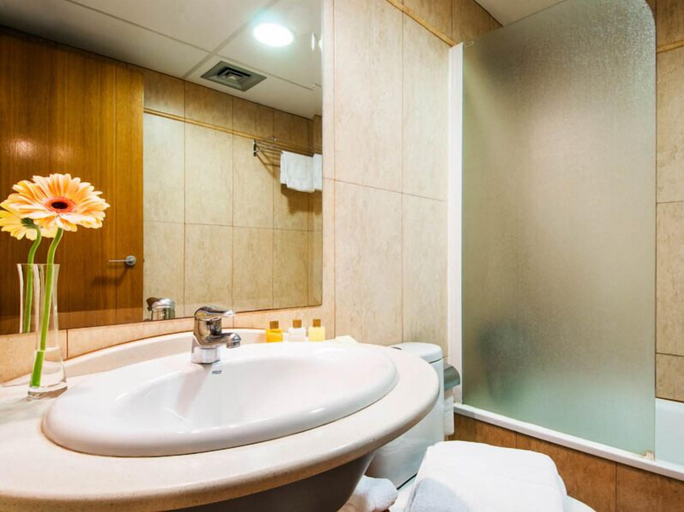 Bathroom 4, Hotel La Cava, Castellón