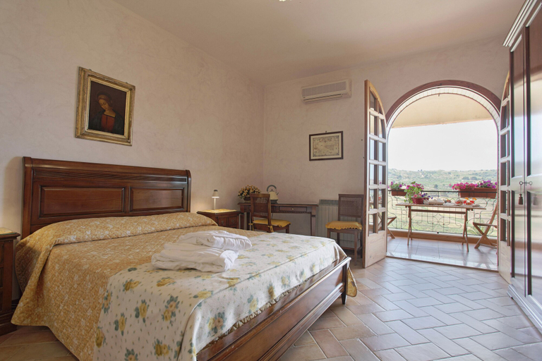 Bedroom 4, Villa Diana, Agrigento