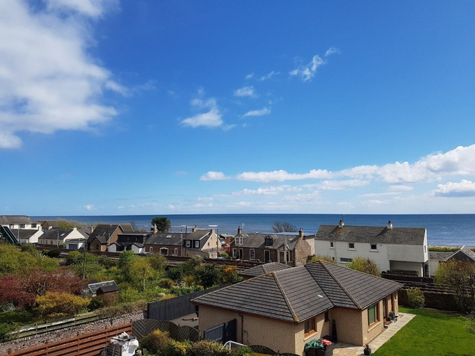 Others 5, Seaview Guest House, Angus
