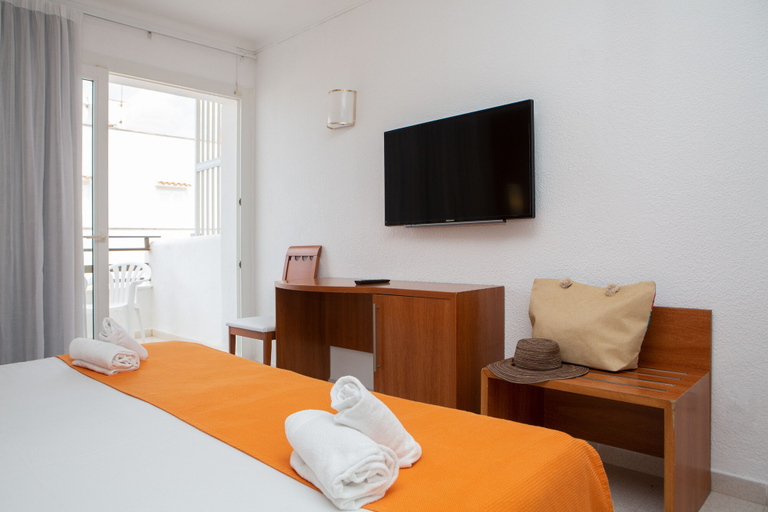 Bedroom 2, Hotel O7 Colombo, Baleares