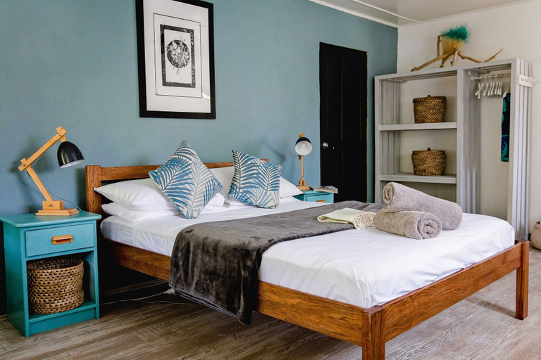 Bedroom 4, Turtle Bay Lodge, South East Santo