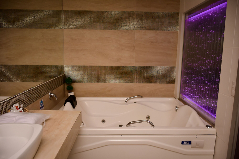 Bathroom 5, Hotel Girassol Plaza, Palmas