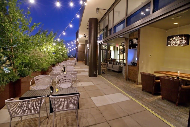 Food & Drinks 5, Hyatt Place Flushing/LaGuardia Airport, New York