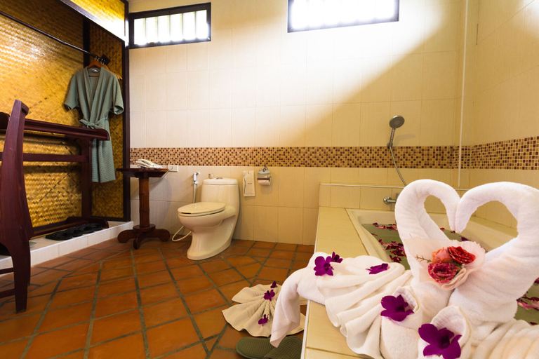 Bathroom 4, Nakakiri Resort & Spa, Thong Pha Phum