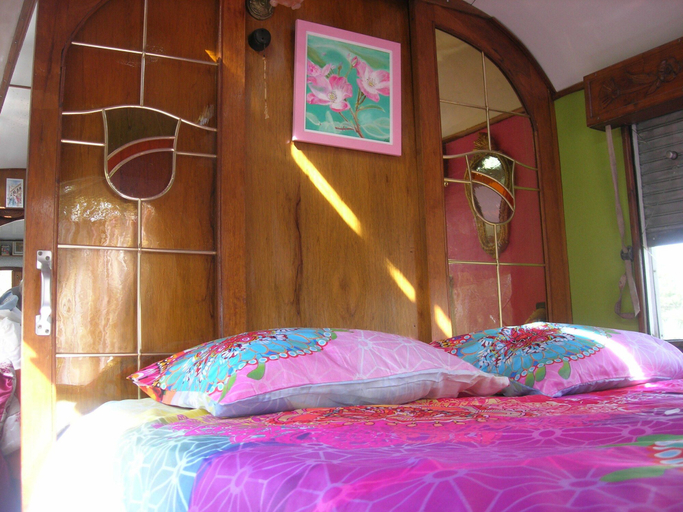 Bedroom 4, Roulotte Arthus, Ardèche