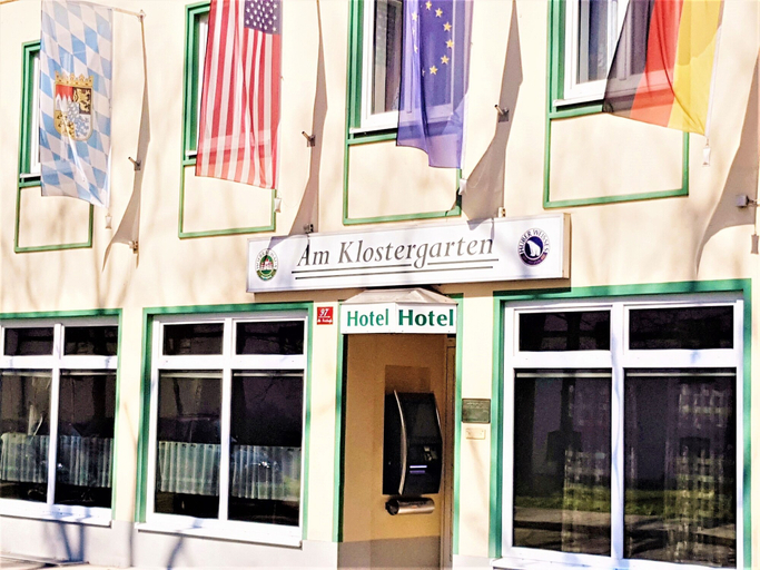 Exterior & Views 2, Hotel Am Klostergarten, Freising