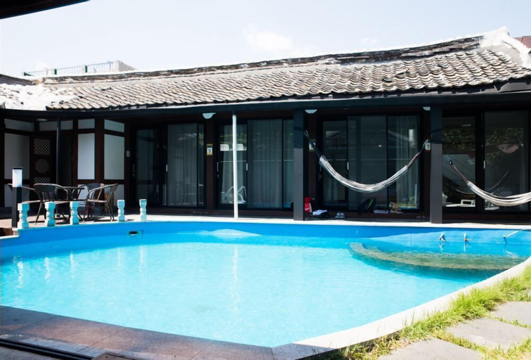 The Hanok & Spa, Buk