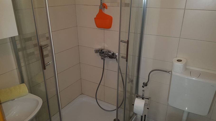 Bathroom 2, Apartments Optimist City Center, Split