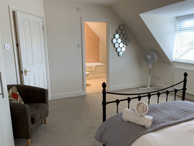Bedroom 5, 31b St Leonards Road, Slough