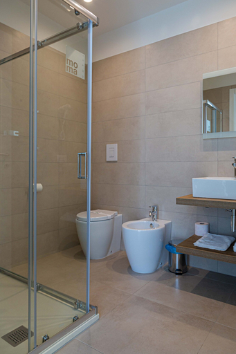Bathroom 5, Moma Hotel, Potenza