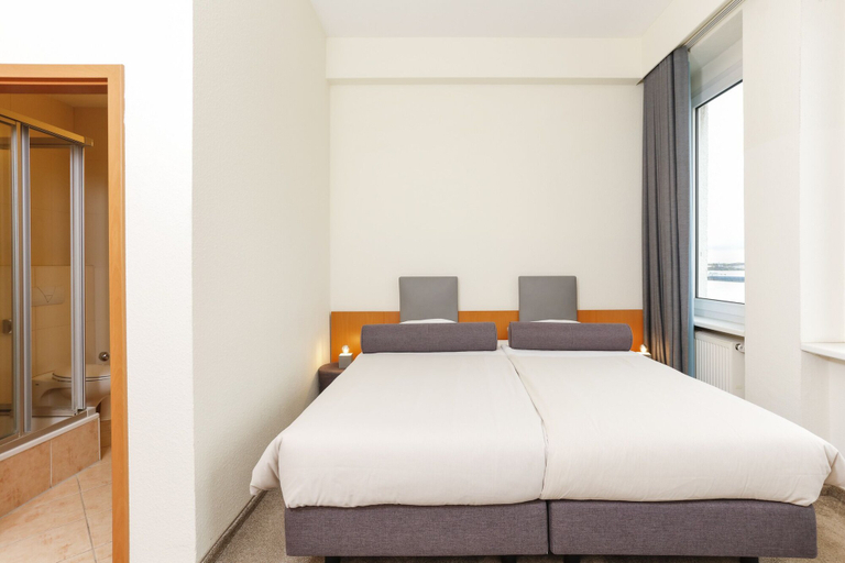 Bedroom 4, Hotel am Rhein - Wesseling, Rhein-Erft-Kreis