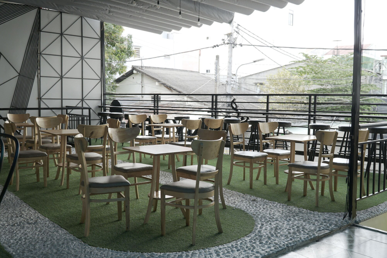 Food & Drinks 5, Sunny Hostel, Ninh Kiều