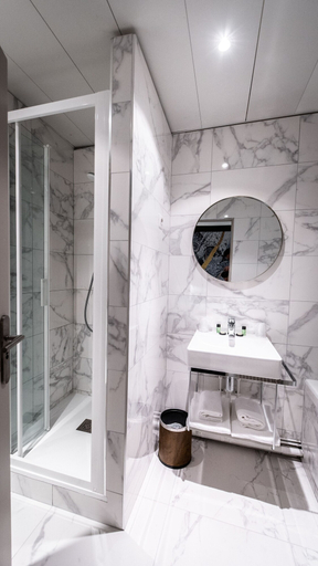 Bathroom 5, Hôtel du Parc, Paris