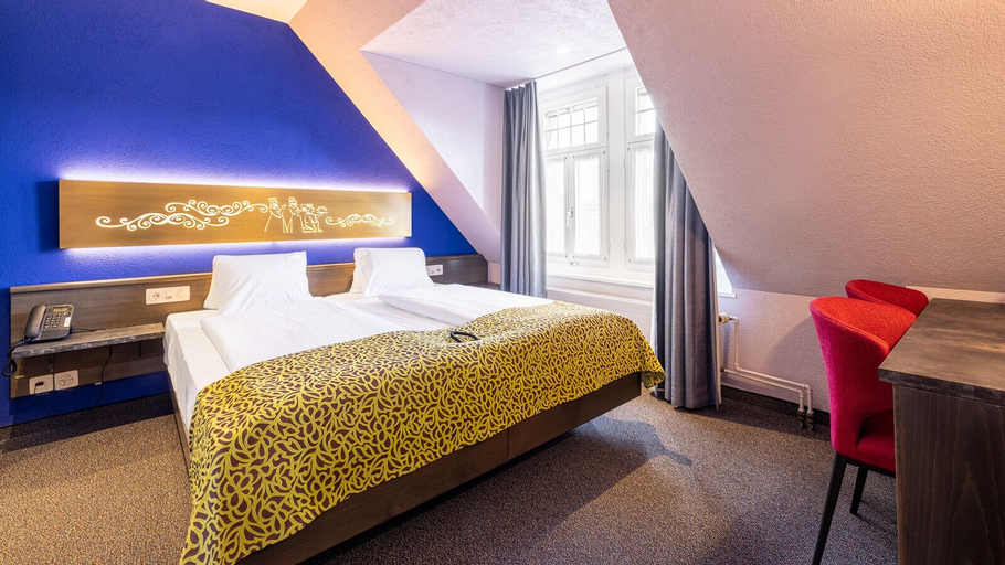 Bedroom 3, Hotel Drei Konige, Luzern