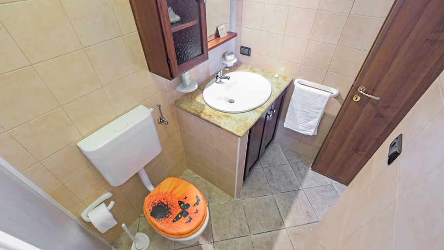 Bathroom 3, La Casa di Amantia, Lecce