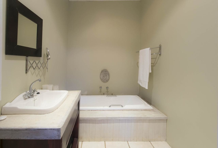Bathroom, Lemon Tree B&B, eThekwini