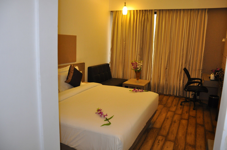 Bedroom 4, Pride Biznotel Manjusar, Vadodara