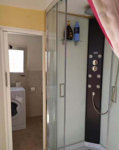 Bathroom 5, Ethos Rooms, Cagliari